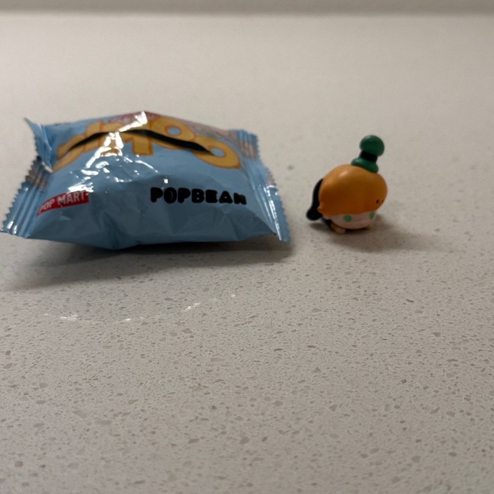 Disney Pop Bean Dimoo Figure (1pc) - Picture 2 of 3